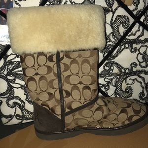 Coach winter boots